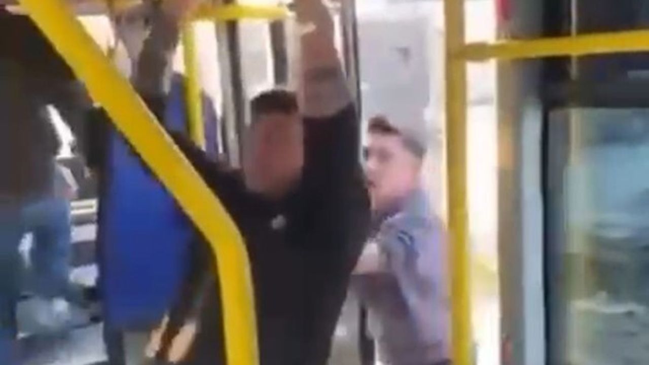 Bursa Nilüfer'de otobüste satırlı saldırı: 3 kişi gözaltına alındı