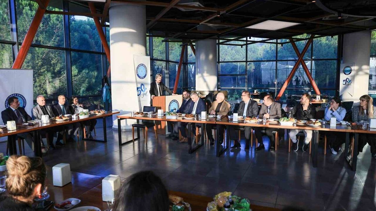 BUÜ, Öğrenci İşleri Personeliyle Motivasyon ve Teşekkür Toplantısı Düzenledi