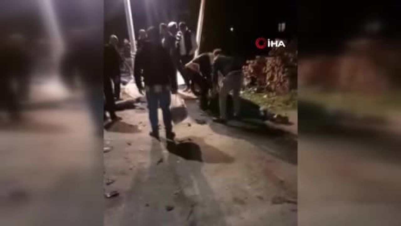 Büyükçekmece'de motosiklet karşı şeritten gelen araçla çarpıştı: 2 lise öğrencisi yaşamını yitirdi