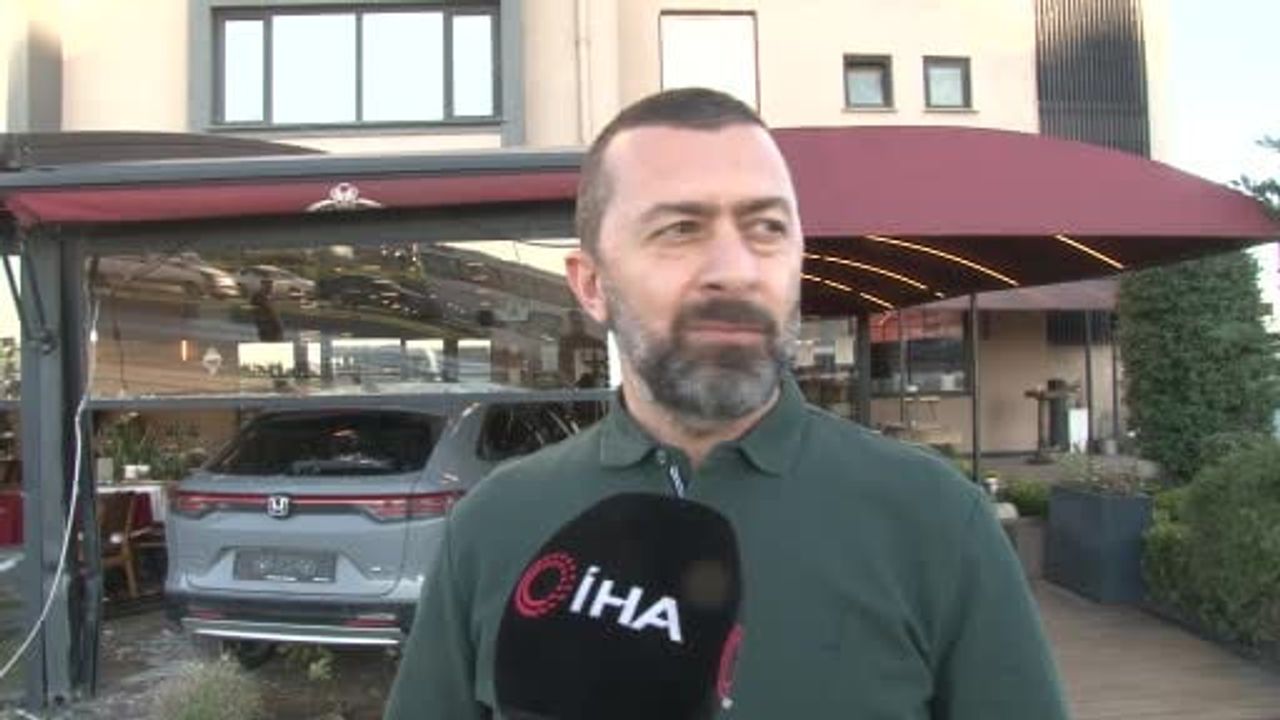 Cahit Berkay’ın Aracı Esenyurt’taki Restorana Girdi; İşletmeci O Anları Anlattı