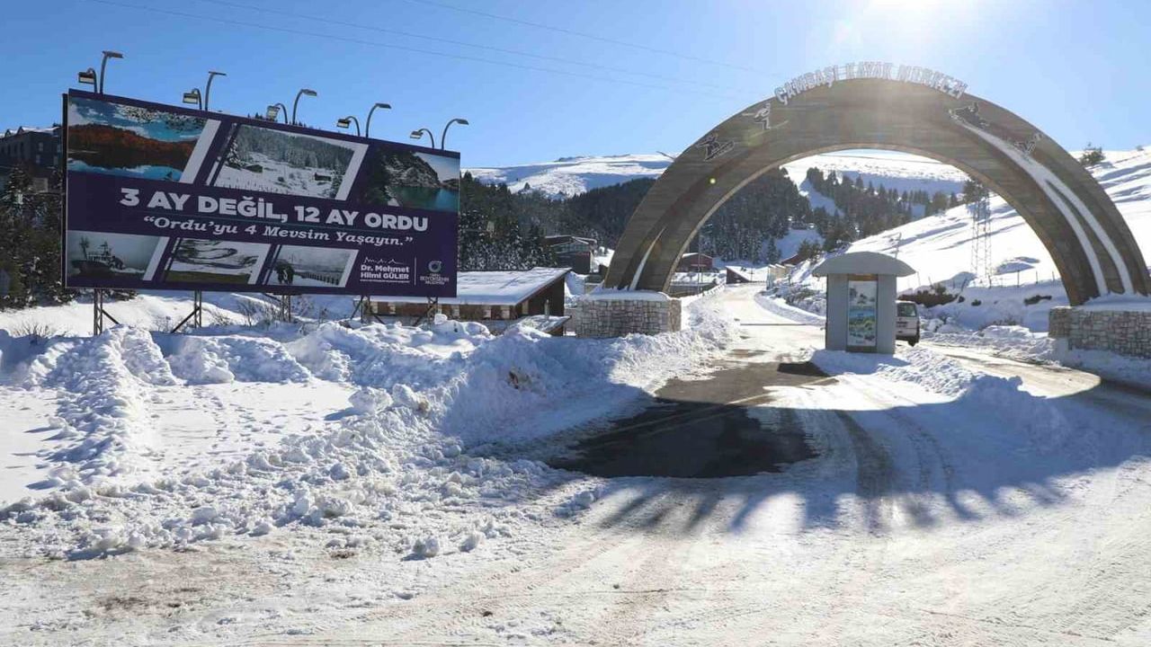 Çambaşı Kayak Merkezi'ne yüksek kapasiteli yapay karlama sistemi kuruldu