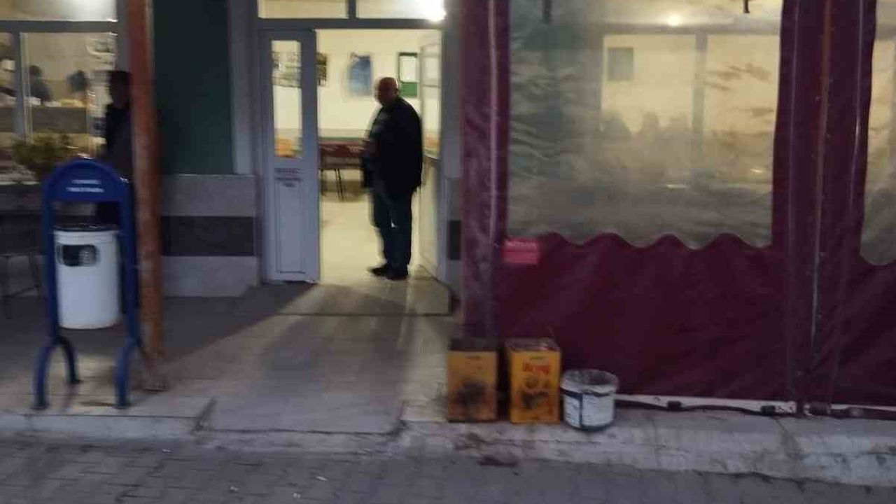 Çanakkale Gelibolu'da köy kahvesi ihalesi 126 bin TL'ye çıkınca muhtar ihaleyi iptal etti