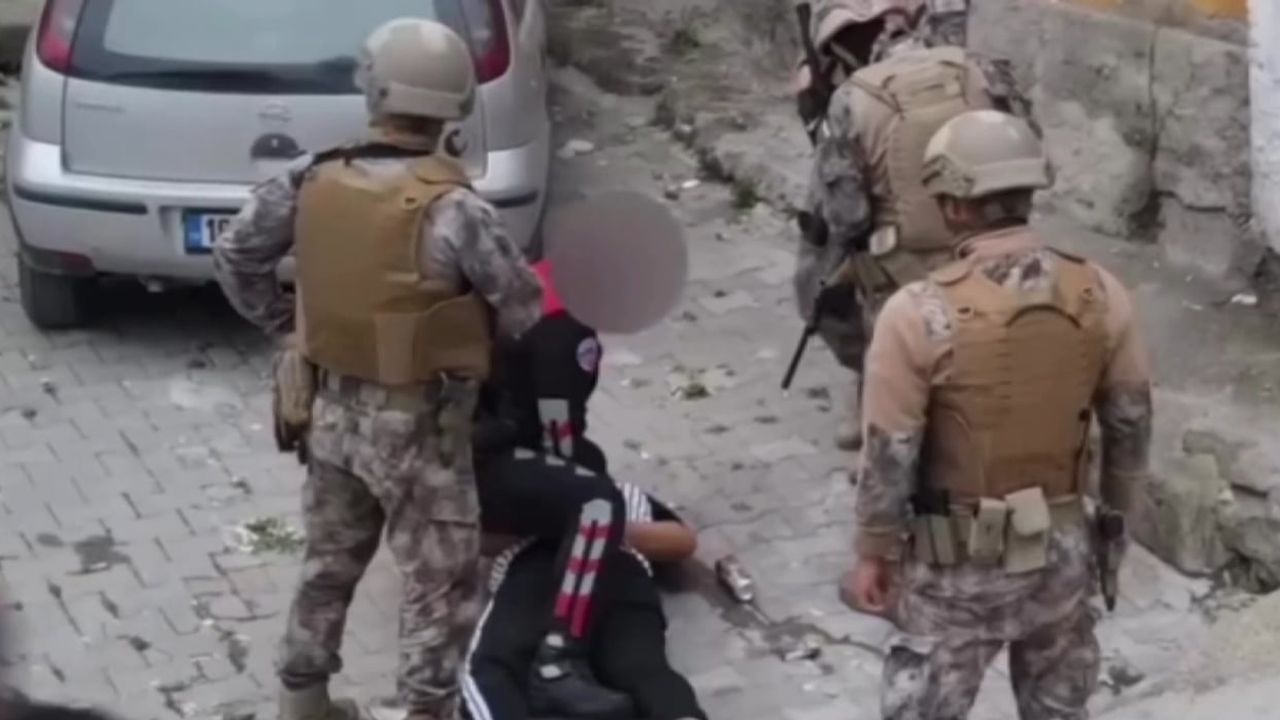 Çankırı'da jandarma ve polis ekipleri 176 aranan şahsı yakaladı