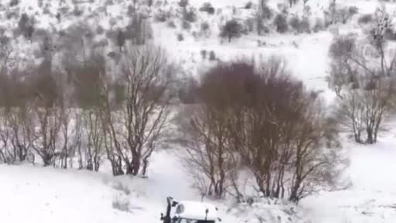 Çankırı'nın yüksek kesimlerinde sabah kar yağışı: D100 Kurşunlu-Çerkeş'te ulaşımda zorluk