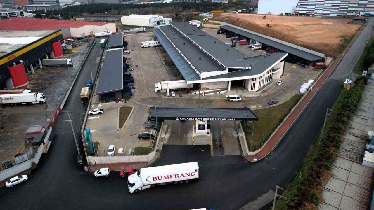 Çayırova Şekerpınar'da Şehzade ve Kadife Sokakların Asfalt Üstyapısı Tamamlandı