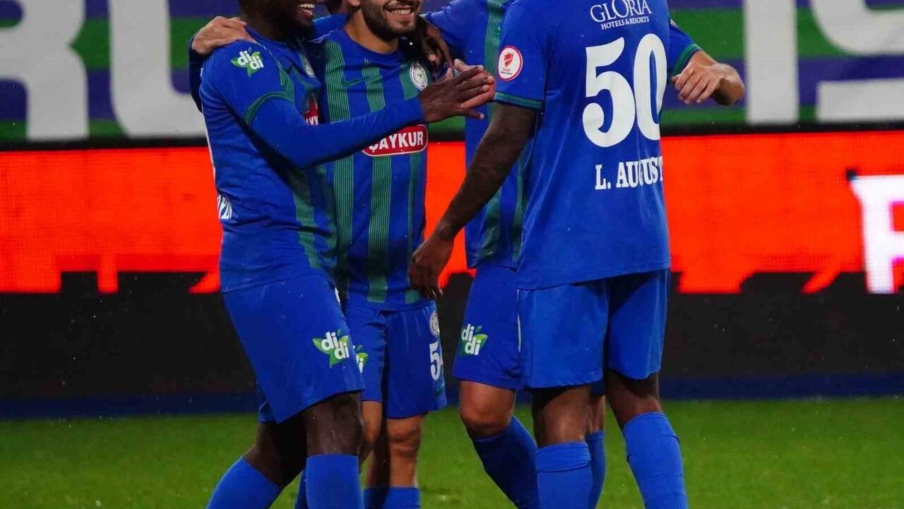 Çaykur Rizespor 6-1 Pendikspor: Ziraat Türkiye Kupası'nda Rizespor grup aşamasına yükseldi