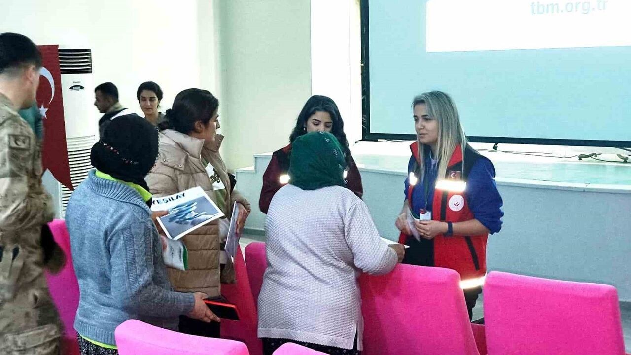 Çemişgezek'te aileyi güçlendirmeye yönelik bilgilendirme programı