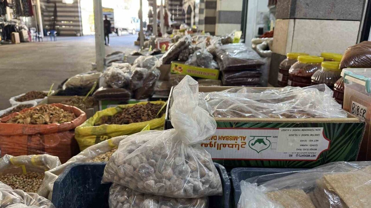 Çermik'in organik kuruyemiş pazarı kış aylarında yoğun ilgi görüyor