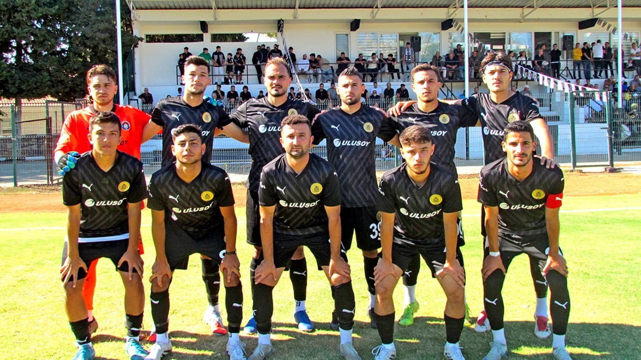 Çeşme Belediyespor sahasında Yelkispor ile 0-0 berabere kaldı