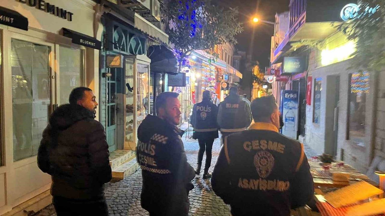 Çeşme'de yılbaşı öncesi eğlence mekanları ve alkol satış noktalarına 'huzur' denetimi
