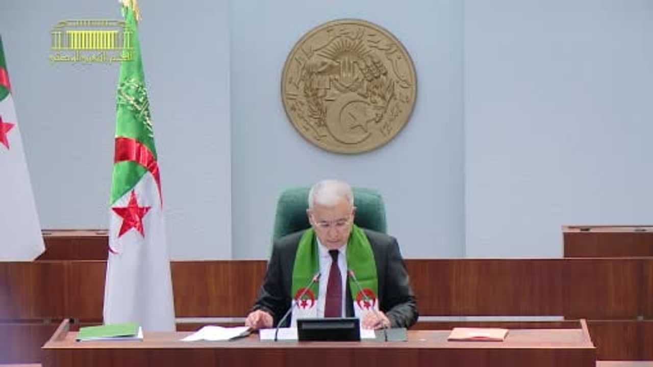 Cezayir Meclisi, Fransız Sömürgeciliğini Suç İlan Eden Yasayı Oybirliğiyle Kabul Etti