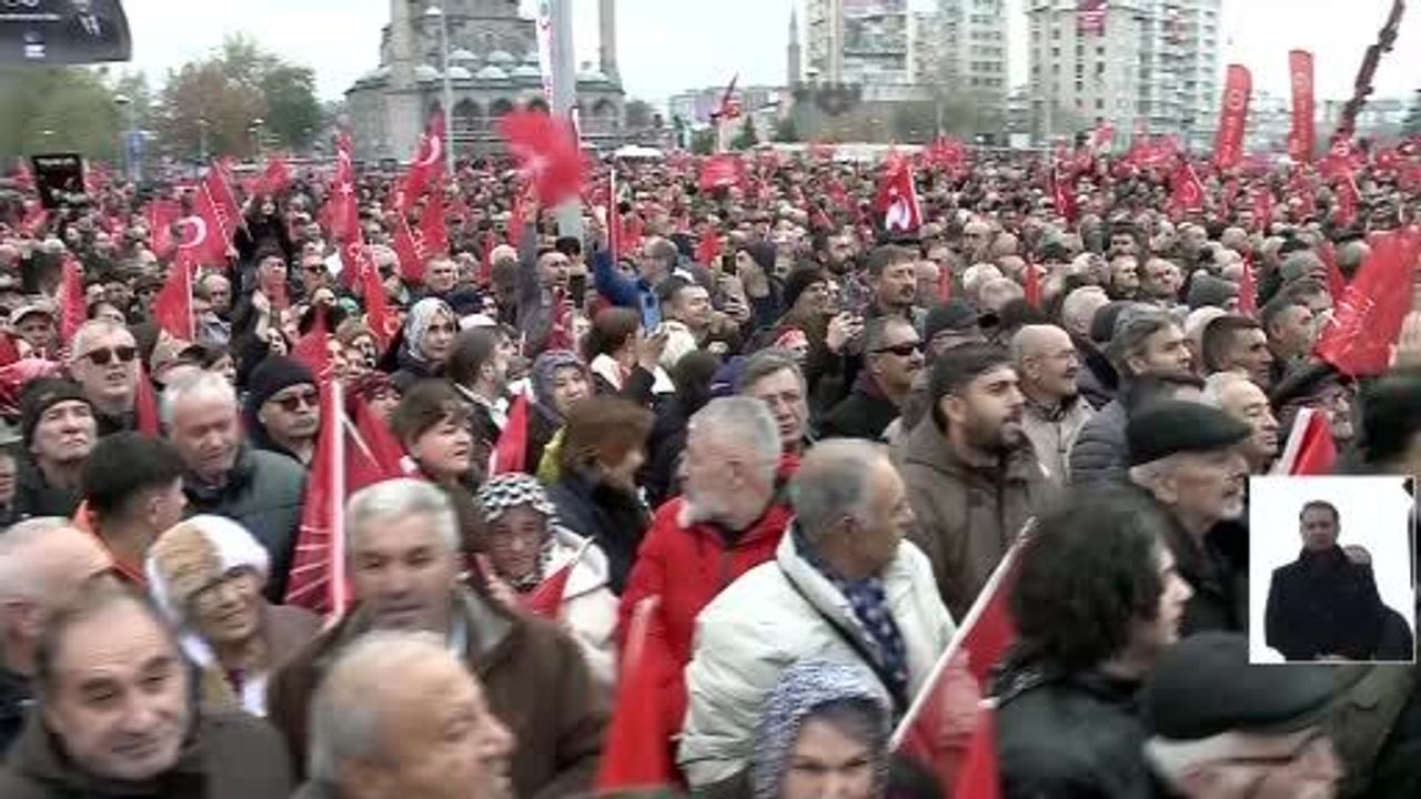 CHP Genel Başkanı Özgür Özel: Asgari ücret alan için 39, veren için 29 bin TL olmalı
