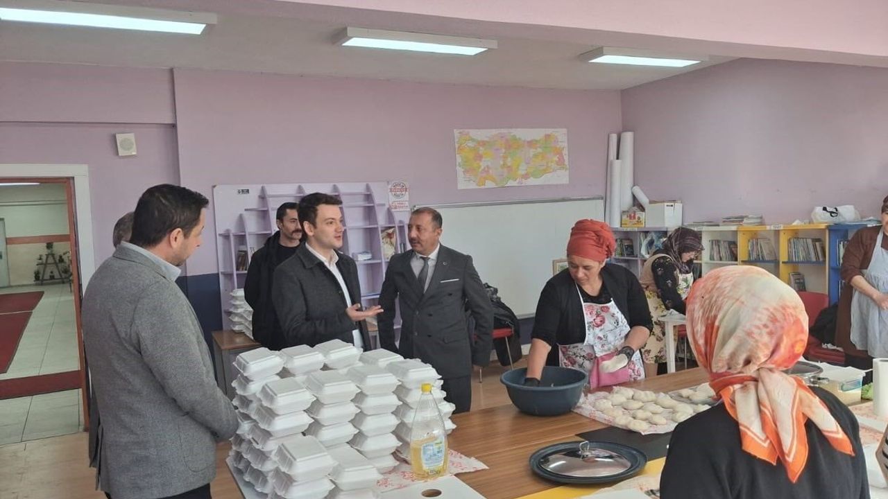 Çıldır İlkokulu'nda Yerli Malı ve Aile Haftası Etkinliği