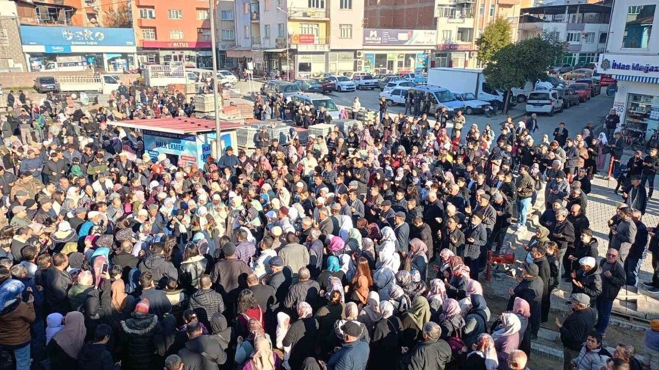 Çine’den 75 kişilik 2. umre kafilesi dualarla kutsal topraklara uğurlandı