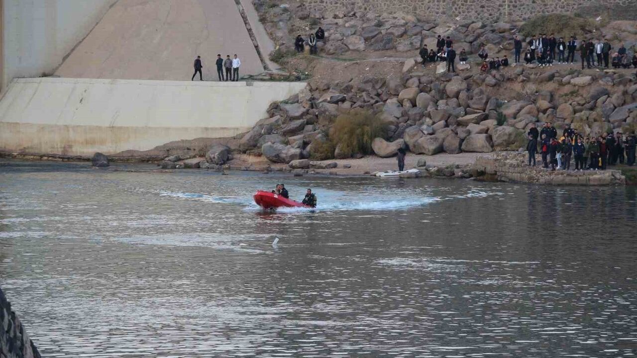 Cizre'de Dicle Nehri'nde akıntıya kapılan 12 yaşındaki Ahmet Erçil hayatını kaybetti