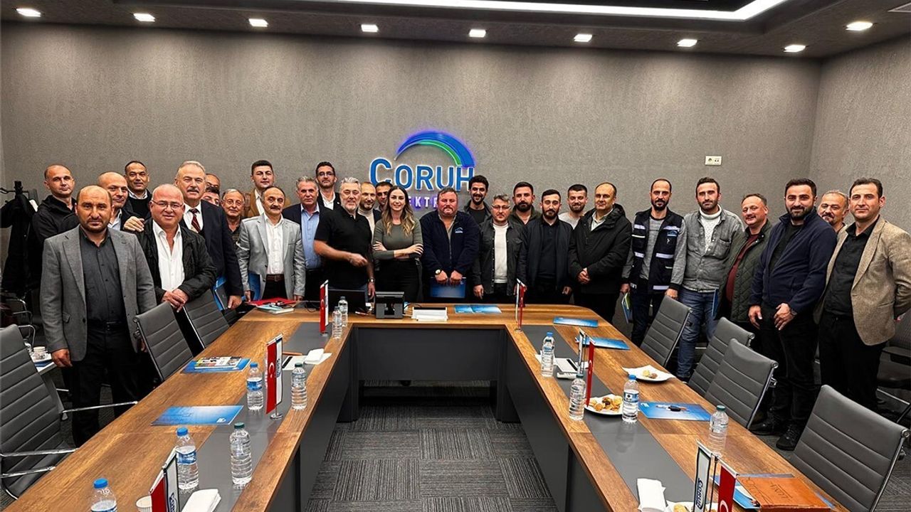 Çoruh EDAŞ, 61 ilçe yöneticisine 2 günlük etkin iletişim ve beden dili eğitimi verdi