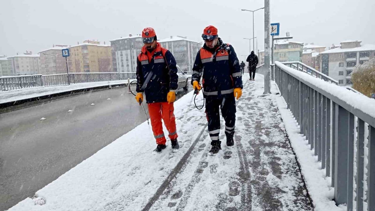 Çorum Belediyesi karla mücadeleye hazır: 'Karla Mücadele Eylem Planı' 7/24 uygulanacak