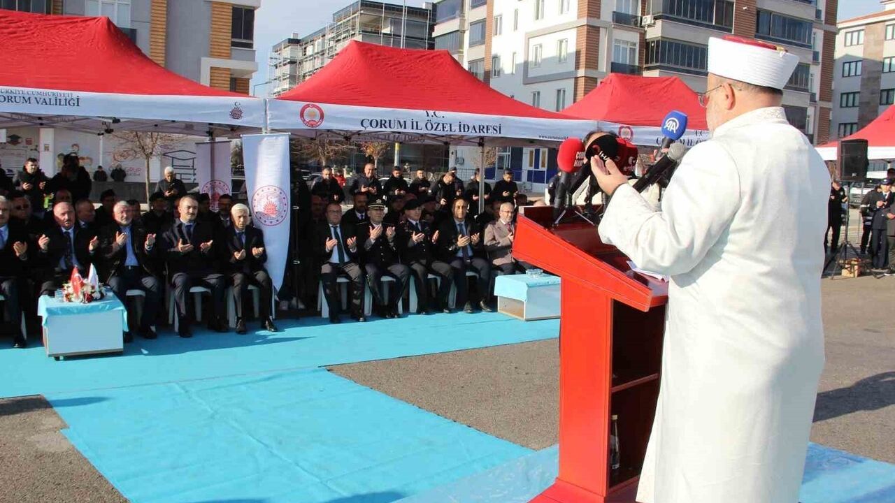 Çorum'da Jandarma ve Emniyete 123 Yeni Araç Teslim Edildi