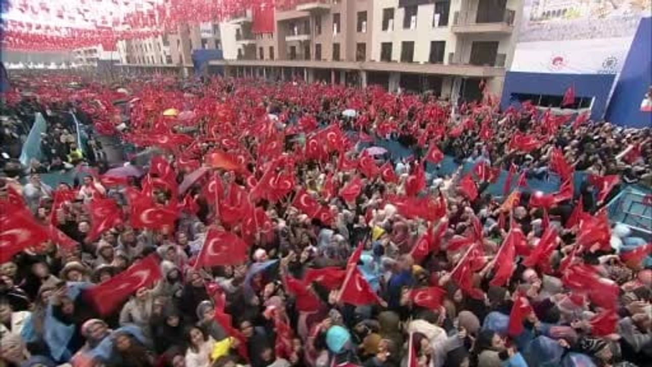 Cumhurbaşkanı Erdoğan Hatay'da: 'Tıpkı 6 Şubat’ta olduğu gibi biz buradayız' — 455 Bininci Afet Konutu Kura Çekimi ve Toplu Açılış