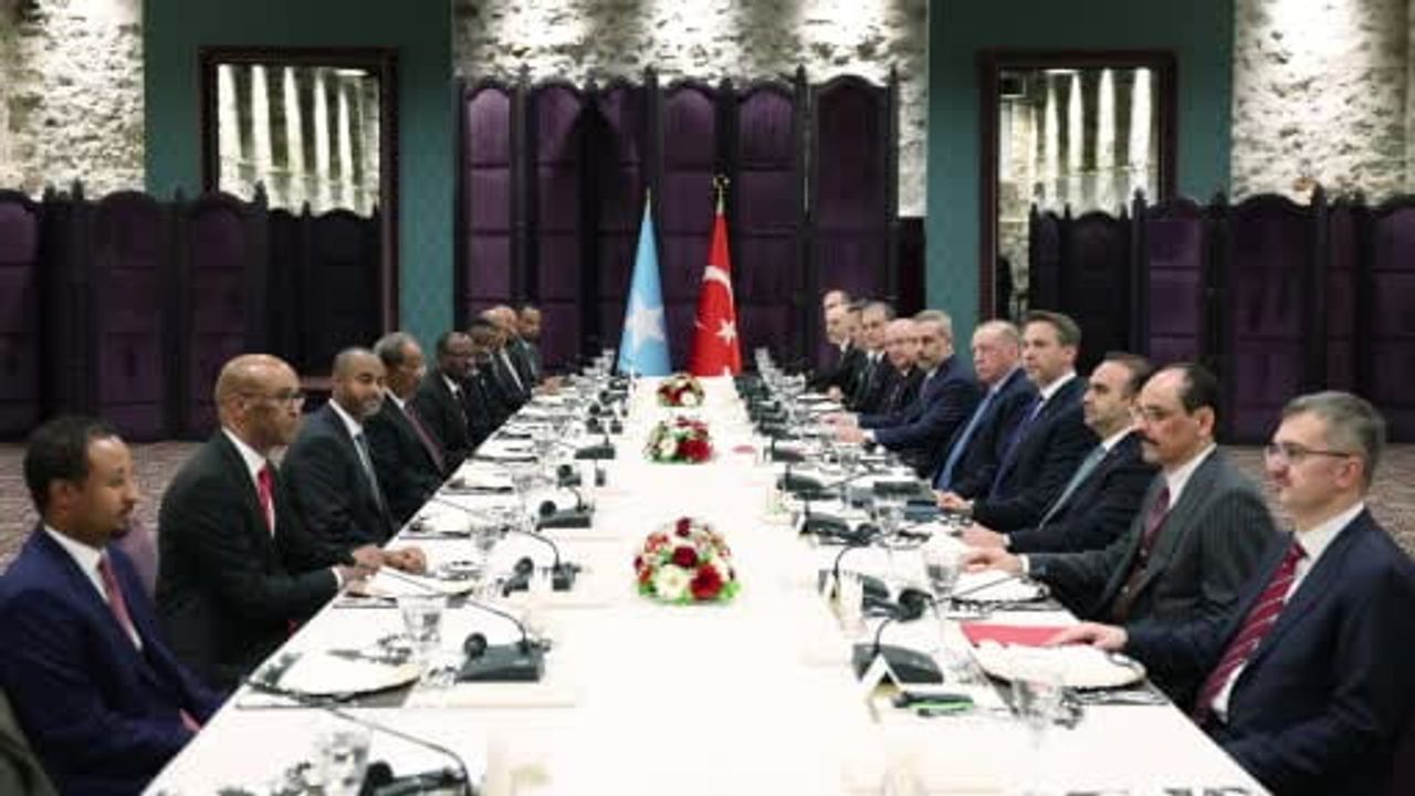 Cumhurbaşkanı Erdoğan ile Somali Cumhurbaşkanı Mahmud arasında heyetler arası görüşme