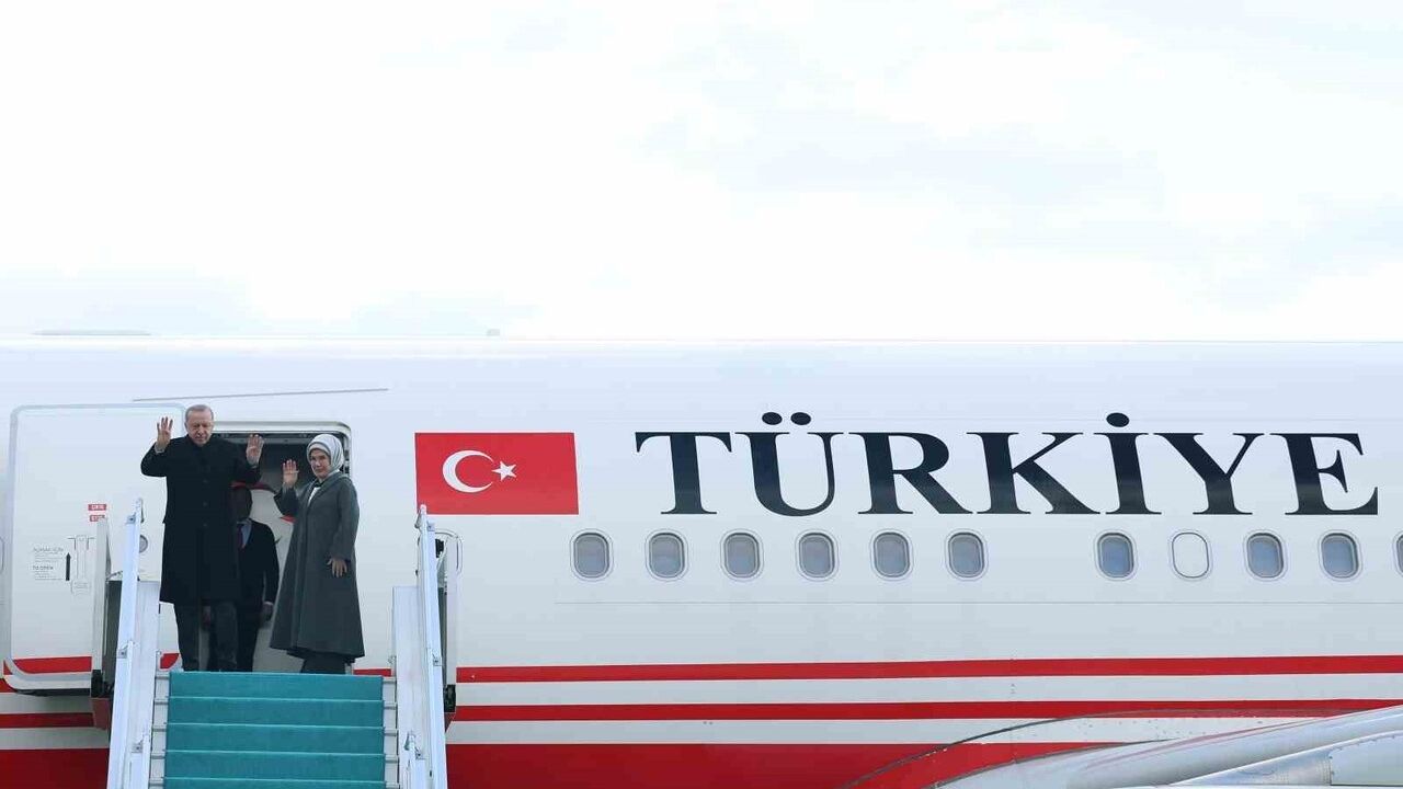 Cumhurbaşkanı Erdoğan 'Uluslararası Barış ve Güven Forumu'na katılmak üzere Türkmenistan'a gitti