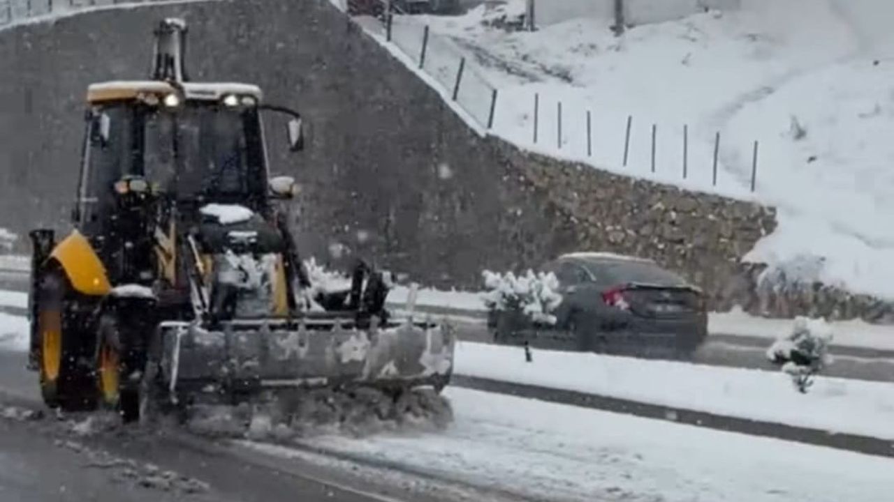 Darende'de yoğun kar yağışı: Belediye 7/24 teyakkuzda