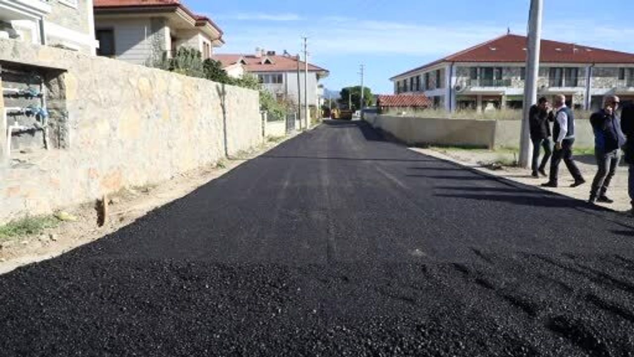 Datça'da 300 milyon TL’lik yol yatırımı: 52 bin metre altyapı ve üstyapı çalışmaları sürüyor
