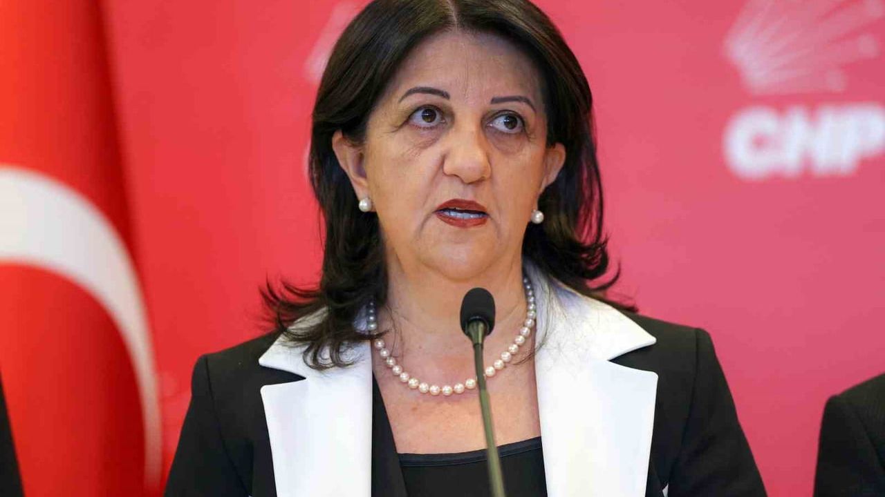 DEM Parti İmralı Heyeti CHP Genel Başkanı Özgür Özel’i Ziyaret Etti: Komisyon Süreci ve Leyla Zana Mesajları