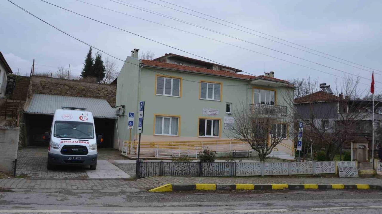 Demirci'de Kılavuzlar Mahallesi'ne 3 No'lu 112 Acil Sağlık Hizmetleri İstasyonu açıldı