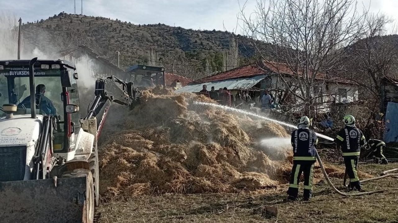 Denizli Çameli'de samanlık yangını kontrol altına alındı