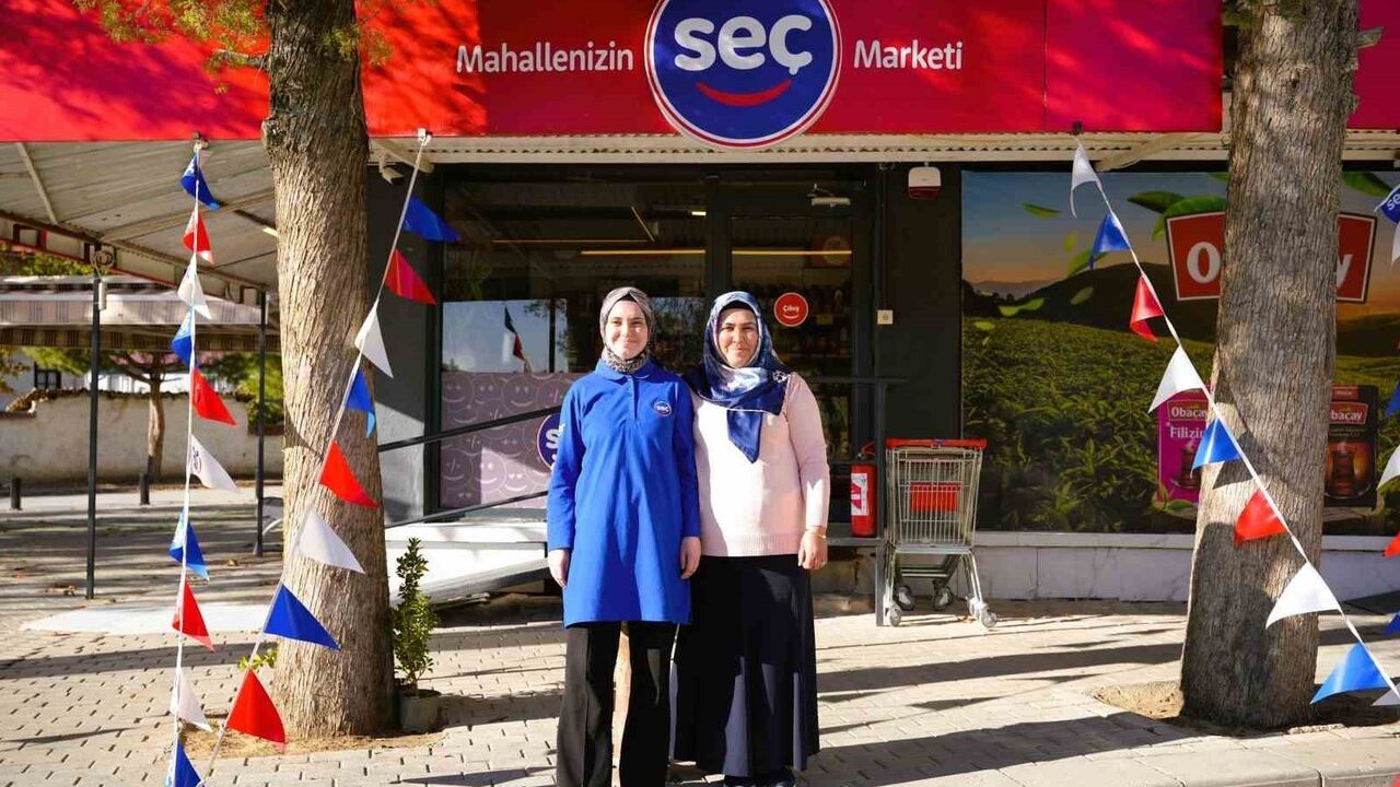 Denizli'de anne ve kızının hayali gerçek oldu: Bakkaldan Seç Market'e dönüşüm