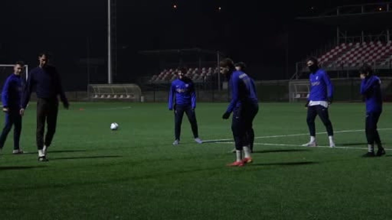 Denizli'de Baskarsi İdman Yurduspor, İmam ve İki Esnaf Tarafından Gençleri Korumak İçin Devralındı