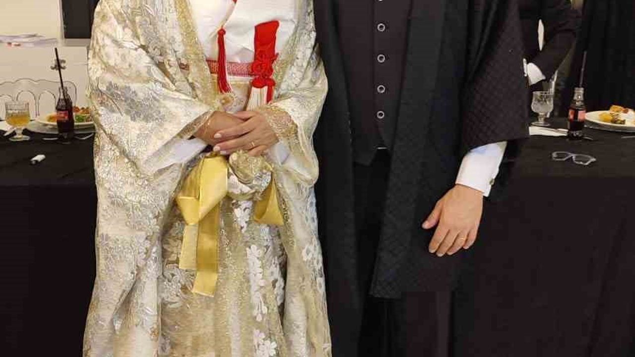 Denizli'de Türk ve Japon Kültürünün Buluşması: Tomomi Miyai ile Erkin Ekici Kimono İle Konukları Karşıladı