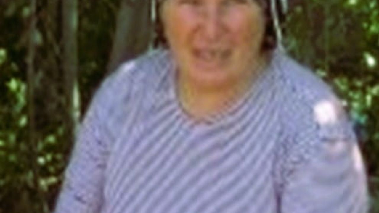 Denizli'de yağışta otomobilin çarptığı elektrikli bisiklet sürücüsü yaşamını yitirdi