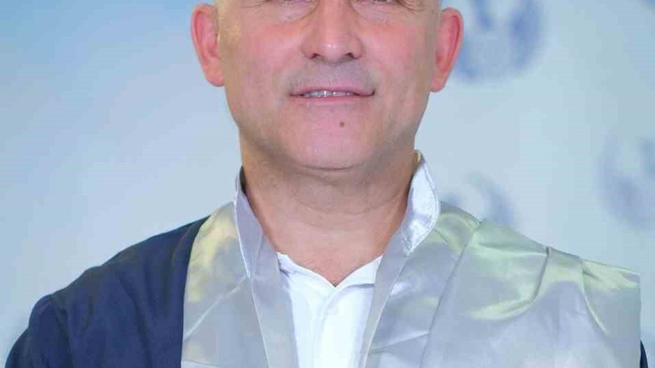 Dijital Dünyanın Görünmeyen Tehdidi: Gençlerin Psikolojik ve Sosyal Yapısına Etkileri