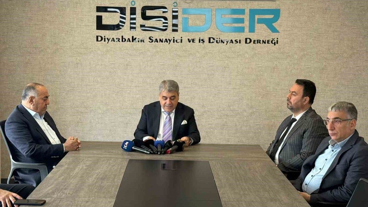 DİSİDER Başkanı Akbaş, 2025'i Değerlendirip 2026 Beklentilerini Açıkladı