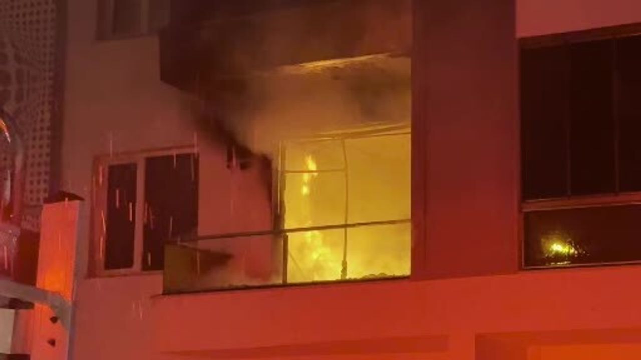 Diyarbakır Bağlar’da tartışma sonrası ev ateşe verildi; 3 kişi dumandan etkilendi