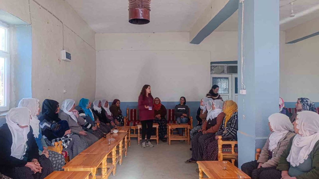 Diyarbakır Büyükşehir’den Çüngüş Elmadere Mahallesi’nde Toplumsal Cinsiyet Eşitliği Farkındalığı