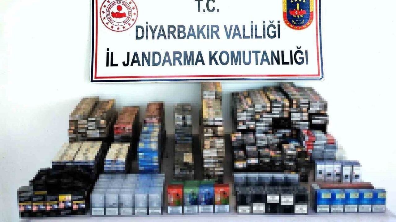 Diyarbakır'da jandarma operasyonu: 66 şüpheliye işlem, silah ve çok sayıda mühimmat ele geçirildi
