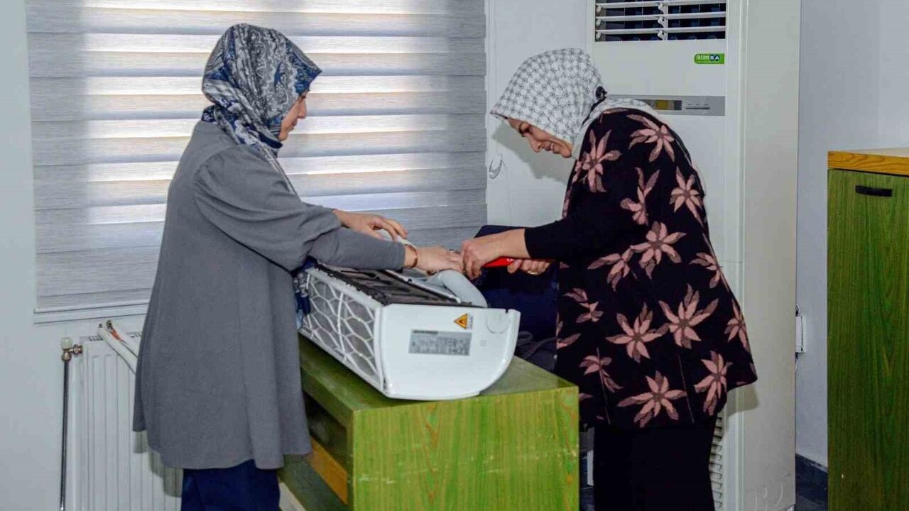 Diyarbakır’da Kadınlar Klima, Kombi ve Petek Bakımı Eğitimiyle Teknik Beceri Ediniyor