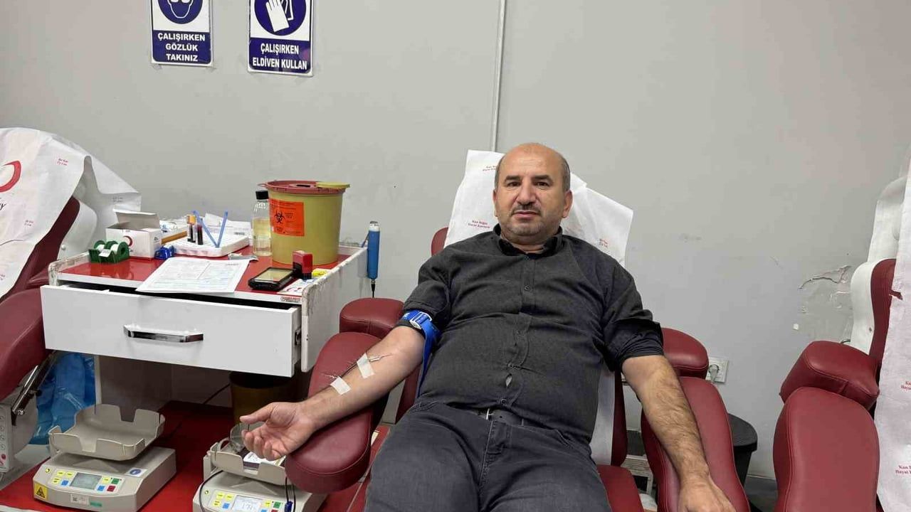 Diyarbakır'da Mutlu Demirci, tedavisinin ardından her üç ayda bir kan bağışlıyor