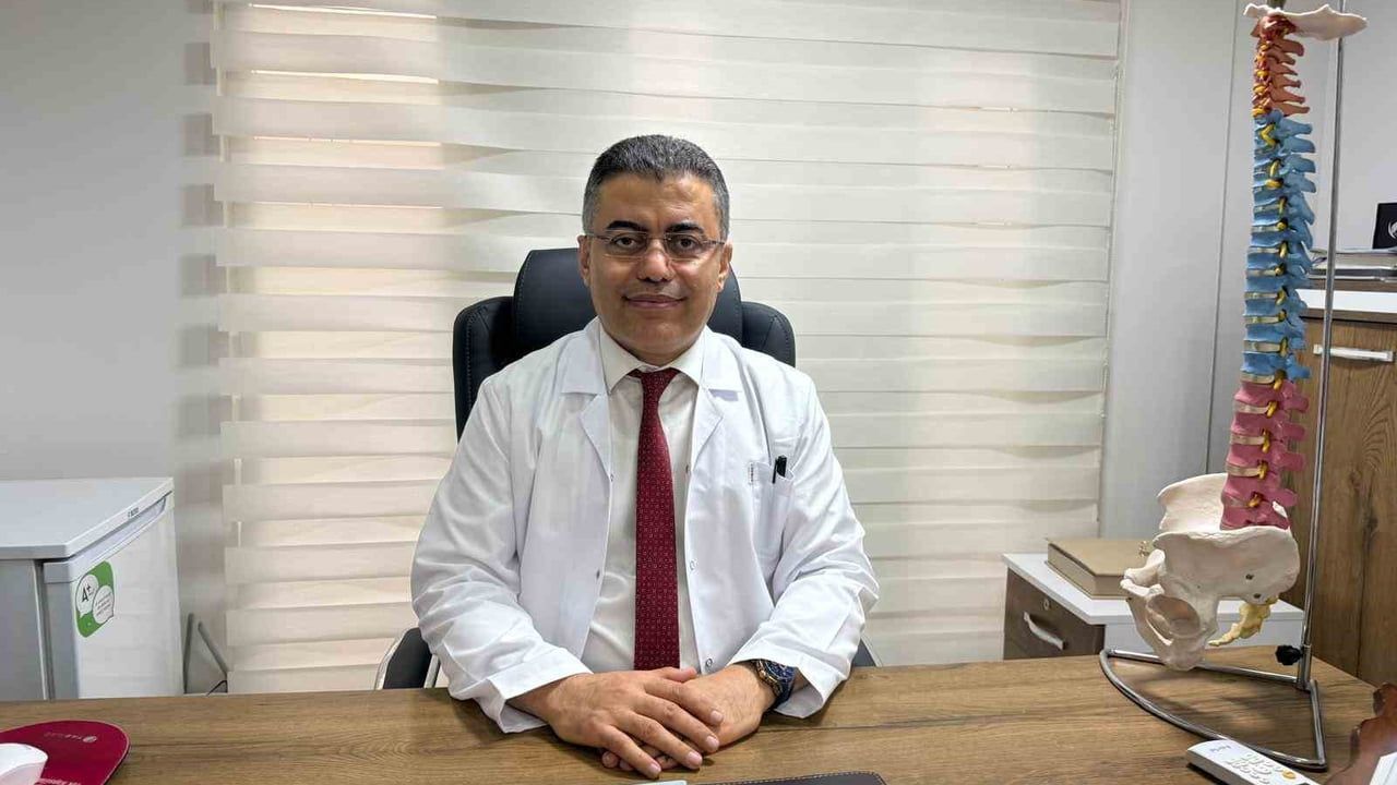 Doç. Dr. İrfan Koca: Ameliyatsız fizik tedavi yöntemleri bel ve boyun fıtıklarında etkili sonuçlar veriyor