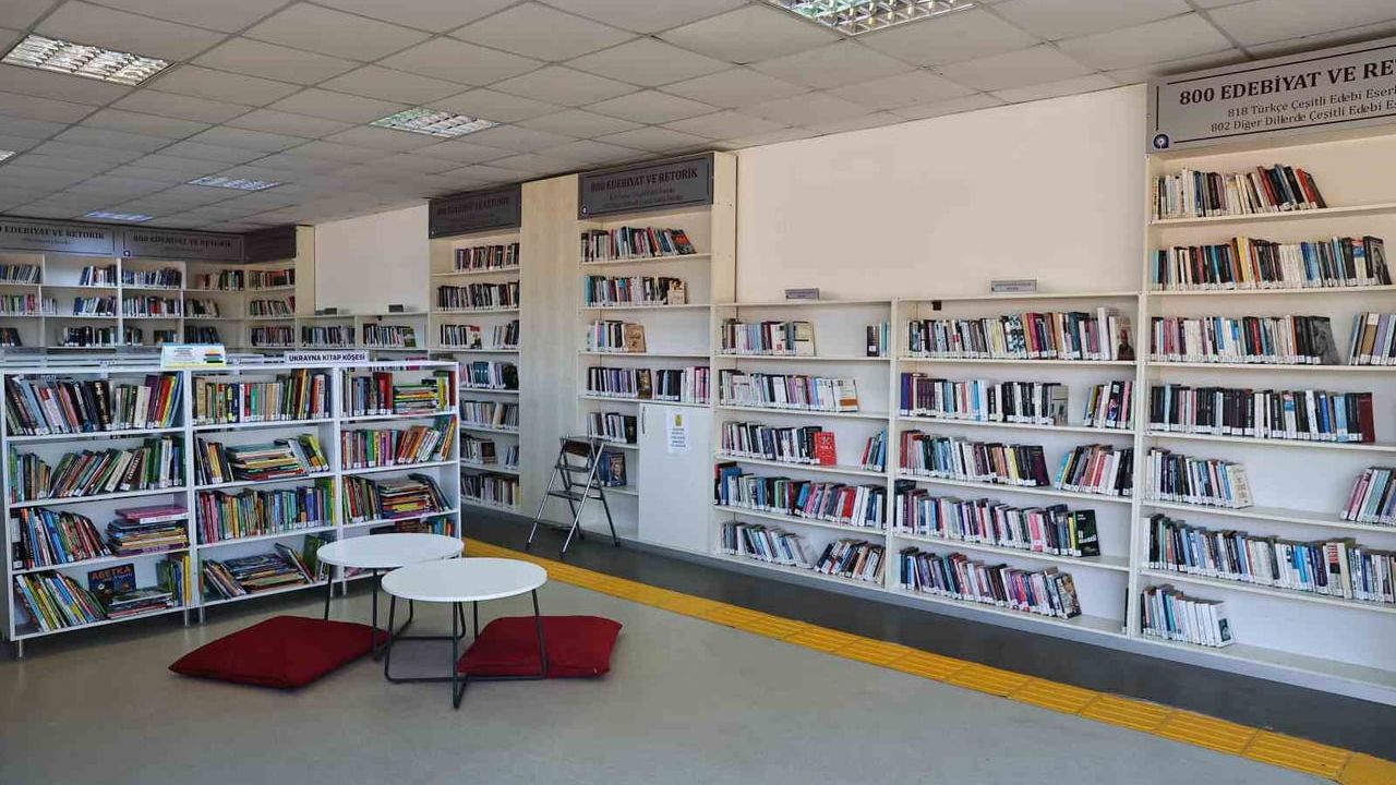 Doğan Hızlan Kütüphanesi, 100 Bin Kitaplık Koleksiyon ve Ücretsiz Ödünç Kitap Hizmetiyle Okuma Kültürünü Güçlendiriyor