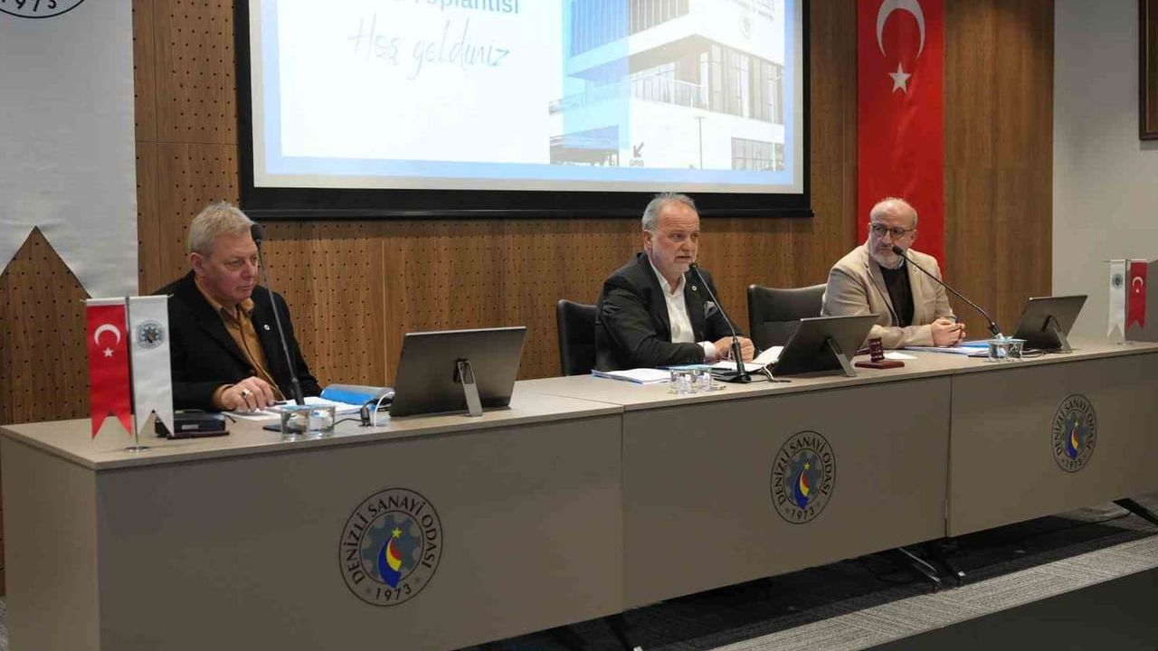 DSO yılın son Meclis Toplantısı'nda 2026 bütçesi, ihracat ve sanayinin önceliklerini görüştü