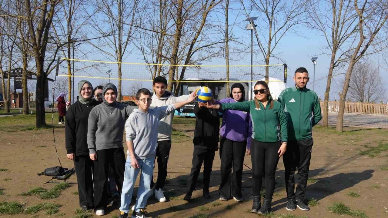 Düzce Belediyesi 2025’te spor projeleriyle 7’den 70’e vatandaşa ulaştı