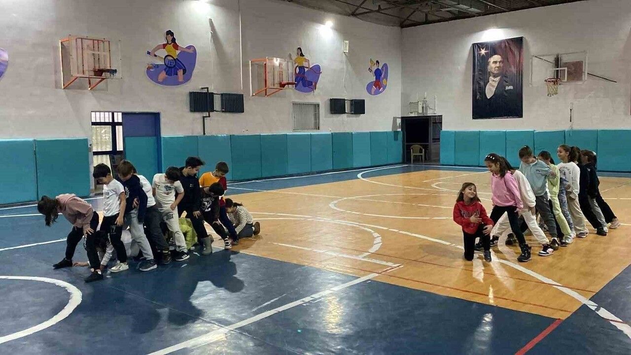 Düzce'de 2025-2026 Okul Sporları İFET oyunları başladı