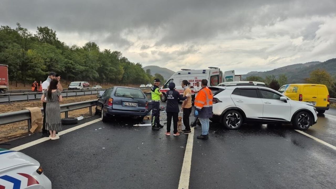 Düzce'de 2025'in ilk 11 ayında 2 bin 471 trafik kazası: 11 ölü, 2 bin 96 yaralı