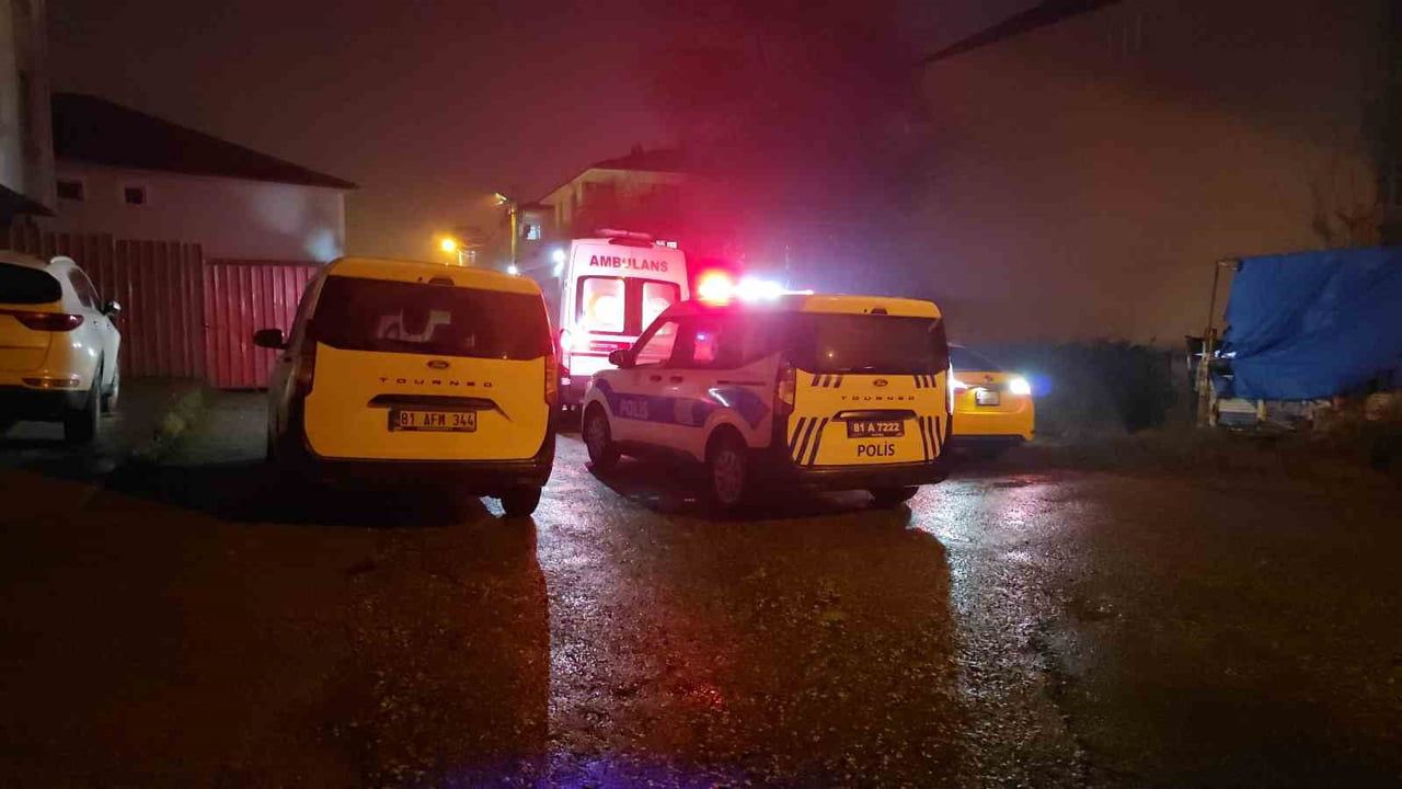 Düzce'de görme engelli kişi sobadan sızan karbonmonoksit gazından yaşamını yitirdi