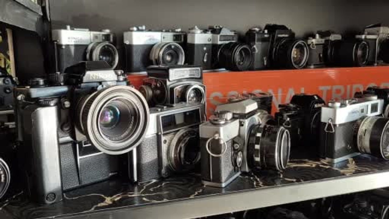 Düzce'de Mehmet Aygün'ün Fotoğraf Makinesi Koleksiyonu: 1930'lardan Dijitale Uzanan 200'den Fazla Cihaz
