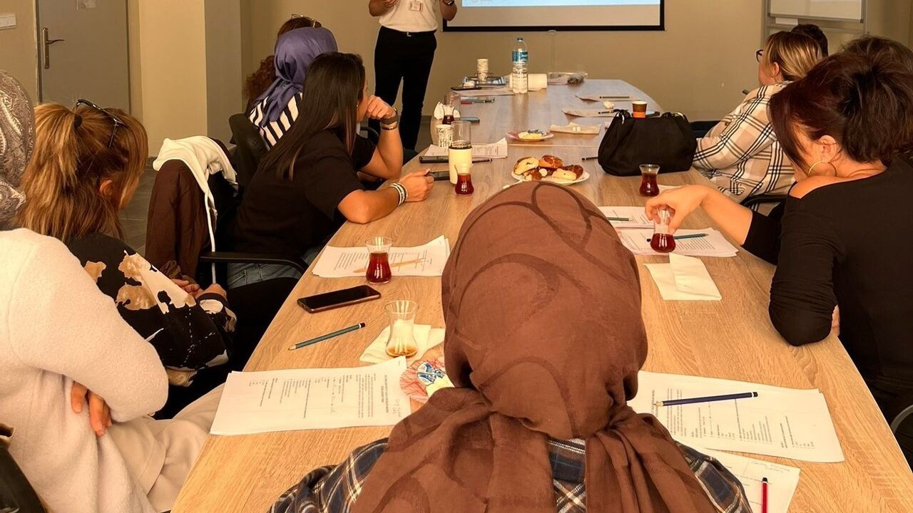 Düzce Sağlık Müdürlüğü, Sağlıklı Hayat Akademisi ile Toplumun Her Kesimine Sağlık Eğitimi Veriyor